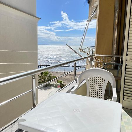 H&G Seaview Apartments Дуррес Экстерьер фото