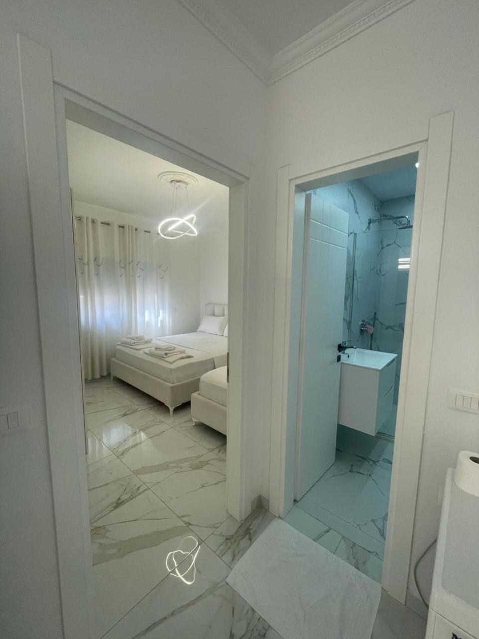 H&G Seaview Apartments Дуррес Экстерьер фото